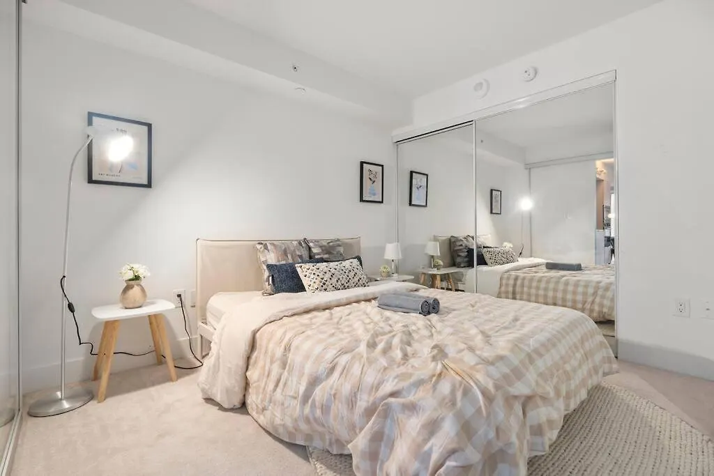 Ferienwohnung The Royal Nest In Downtown Toronto! 0*, Toronto